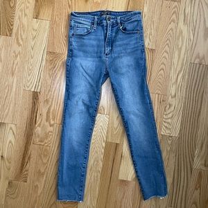 ABERCROMBIE & FITCH Simone High Rise Ankle Jeans - Size 26S